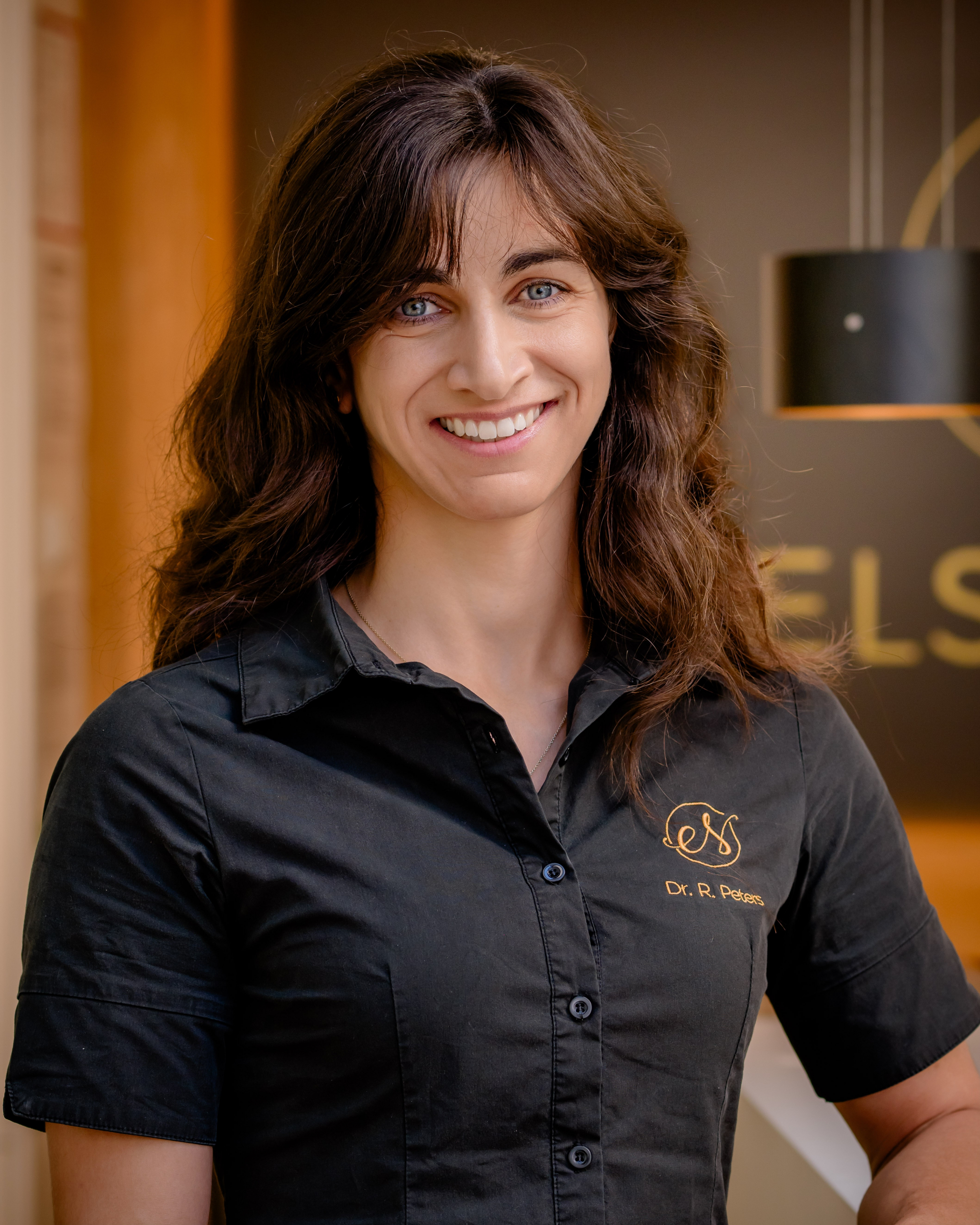 Dr. Richarda Peters